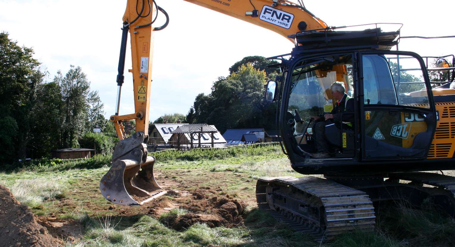 JCB caterpillar tracked digger